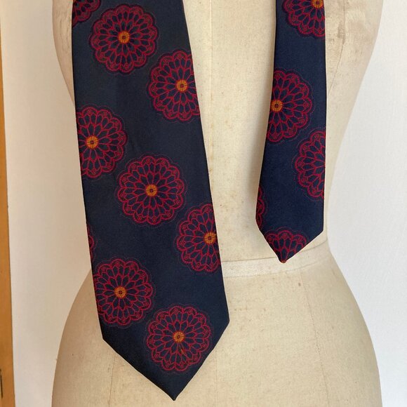 Wembley Other - Wemlon by Wembley Embossed Flower Neck Tie